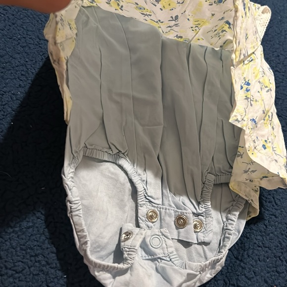 baby girl oshkosh and carters bundle size 3 months - Picture 3 of 8